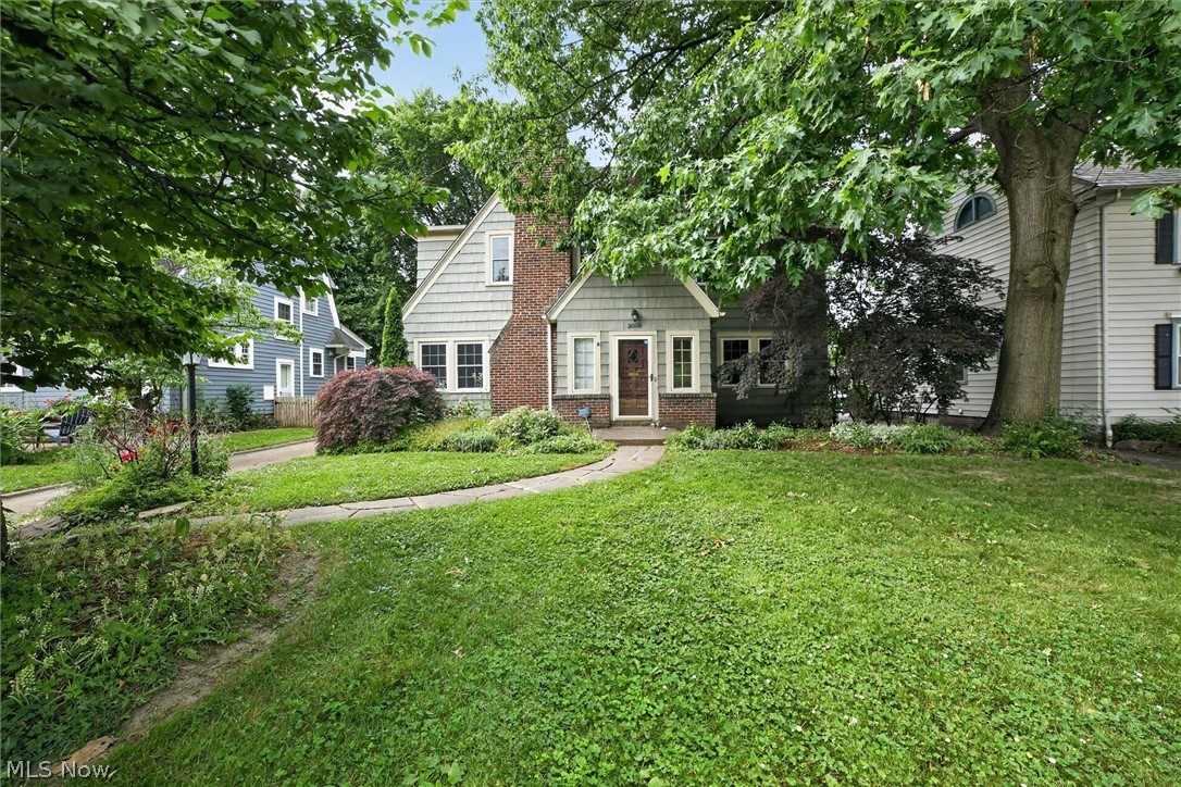 3008 Warrington Road Shaker Heights OH 44120