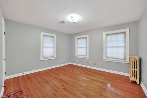 3008 Warrington Road Shaker Heights OH 44120