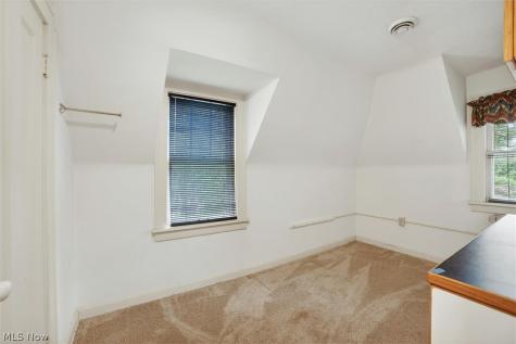 3008 Warrington Road Shaker Heights OH 44120