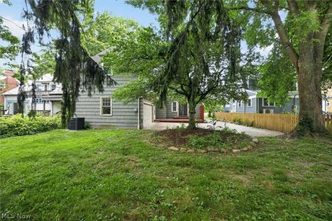 3008 Warrington Road Shaker Heights OH 44120