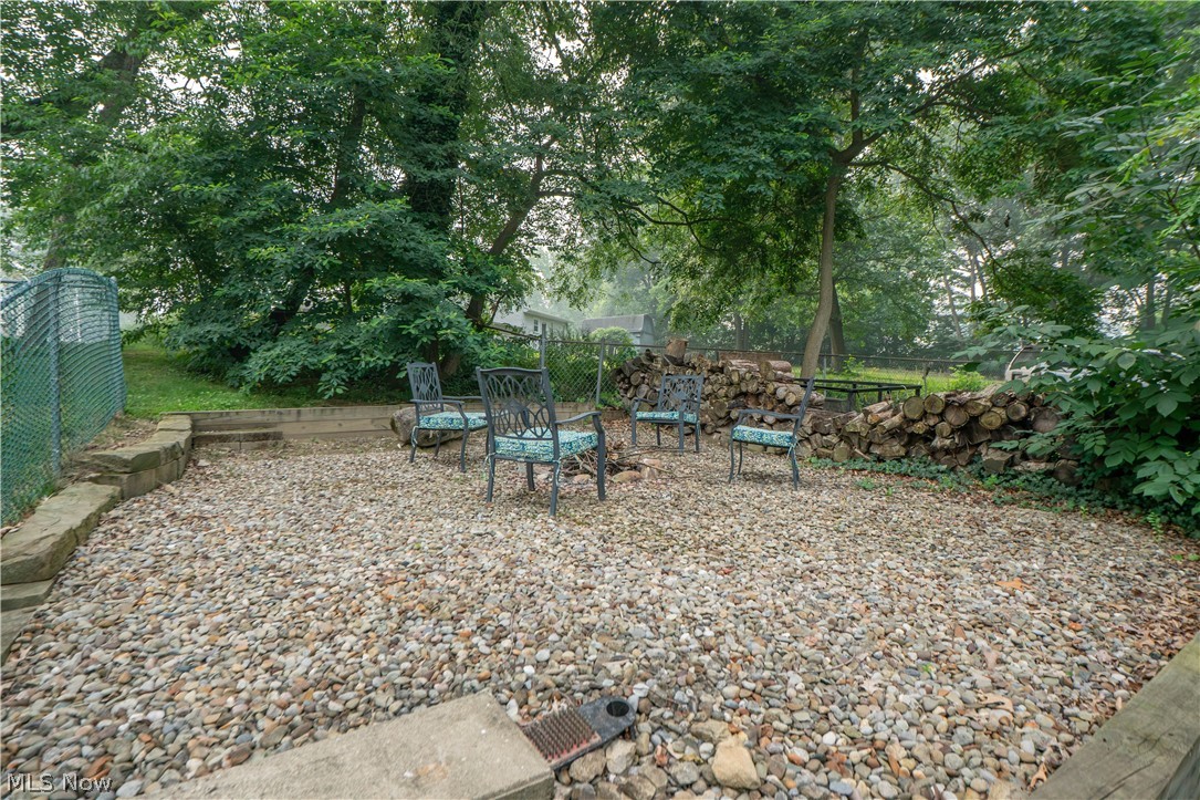 727 Sleepy Hollow Drive Uniontown OH 44685