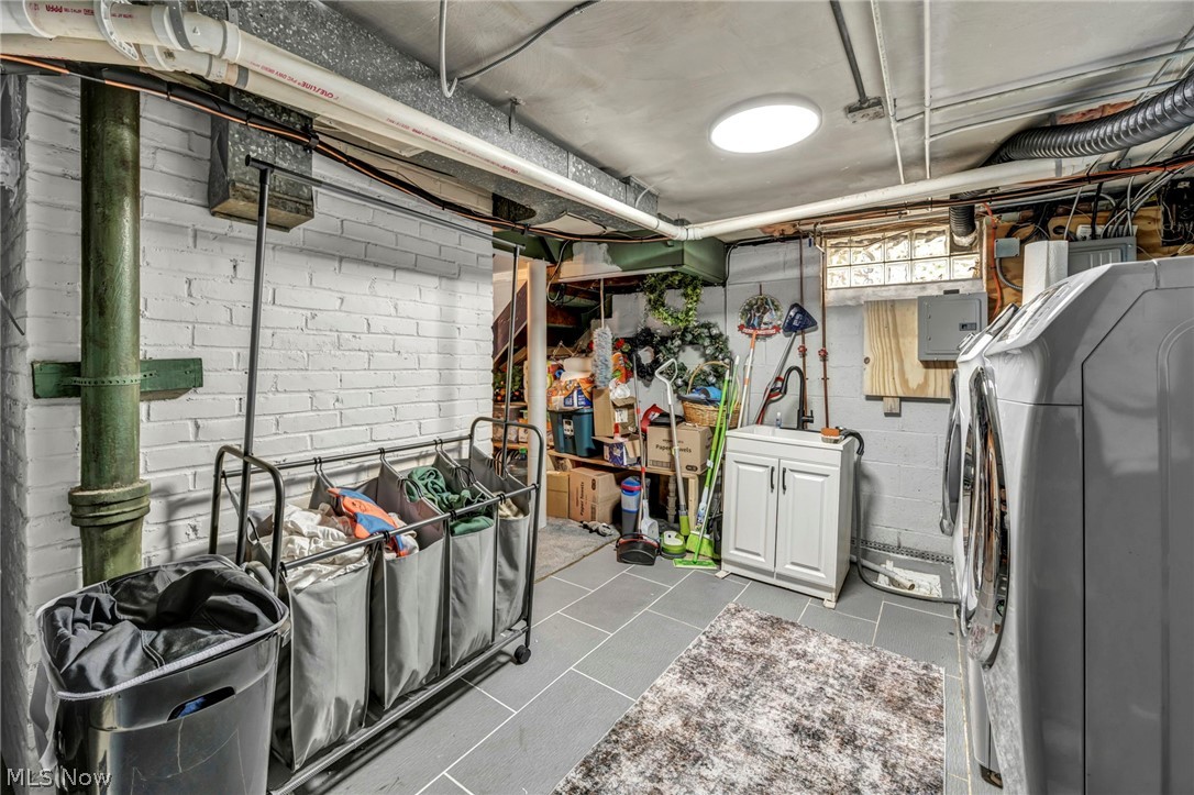 1551 Westdale Road South Euclid OH 44121