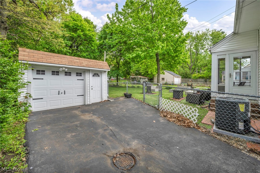 1551 Westdale Road South Euclid OH 44121
