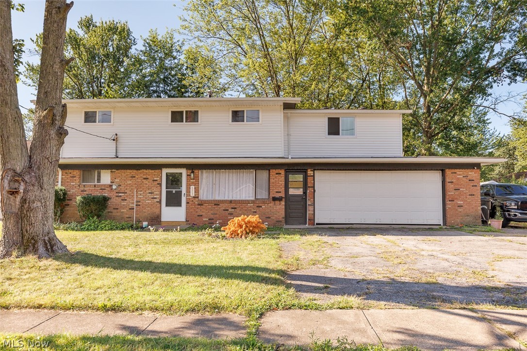 523 Purdue Avenue Elyria OH 44035