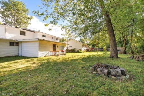 523 Purdue Avenue Elyria OH 44035