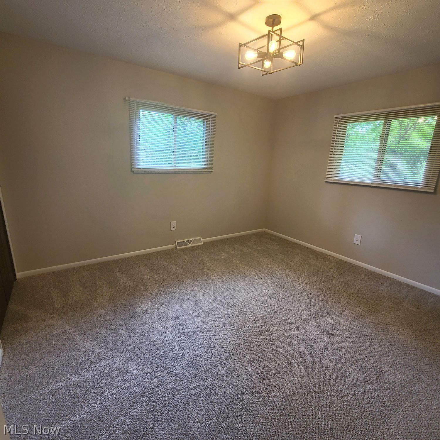 27384 Linwood Circle North Olmsted OH 44070