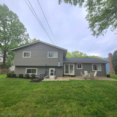 27384 Linwood Circle North Olmsted OH 44070