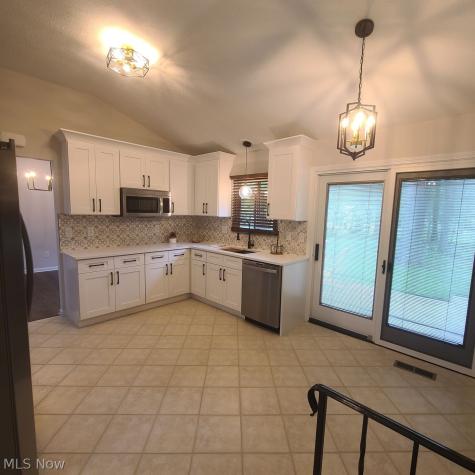 27384 Linwood Circle North Olmsted OH 44070