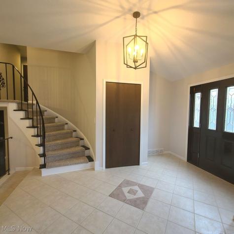 27384 Linwood Circle North Olmsted OH 44070