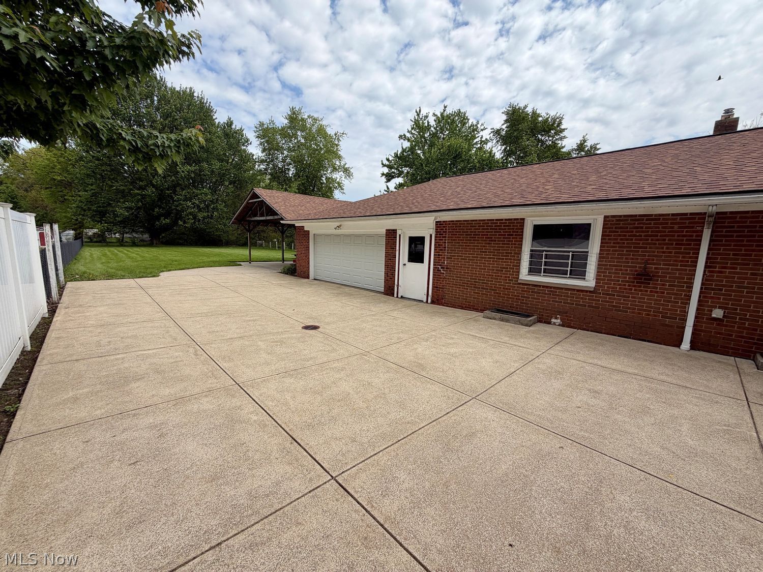 17900 Holland Road Brook Park OH 44142
