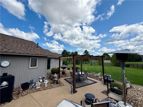 33065 Cobblestone Circle North Ridgeville OH 44039