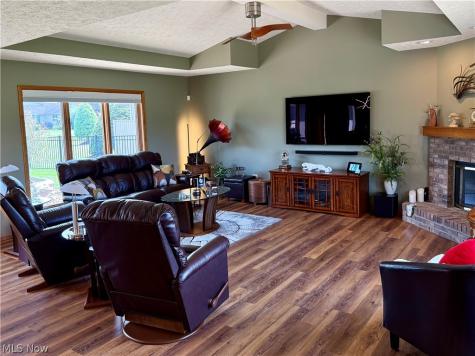 33065 Cobblestone Circle North Ridgeville OH 44039
