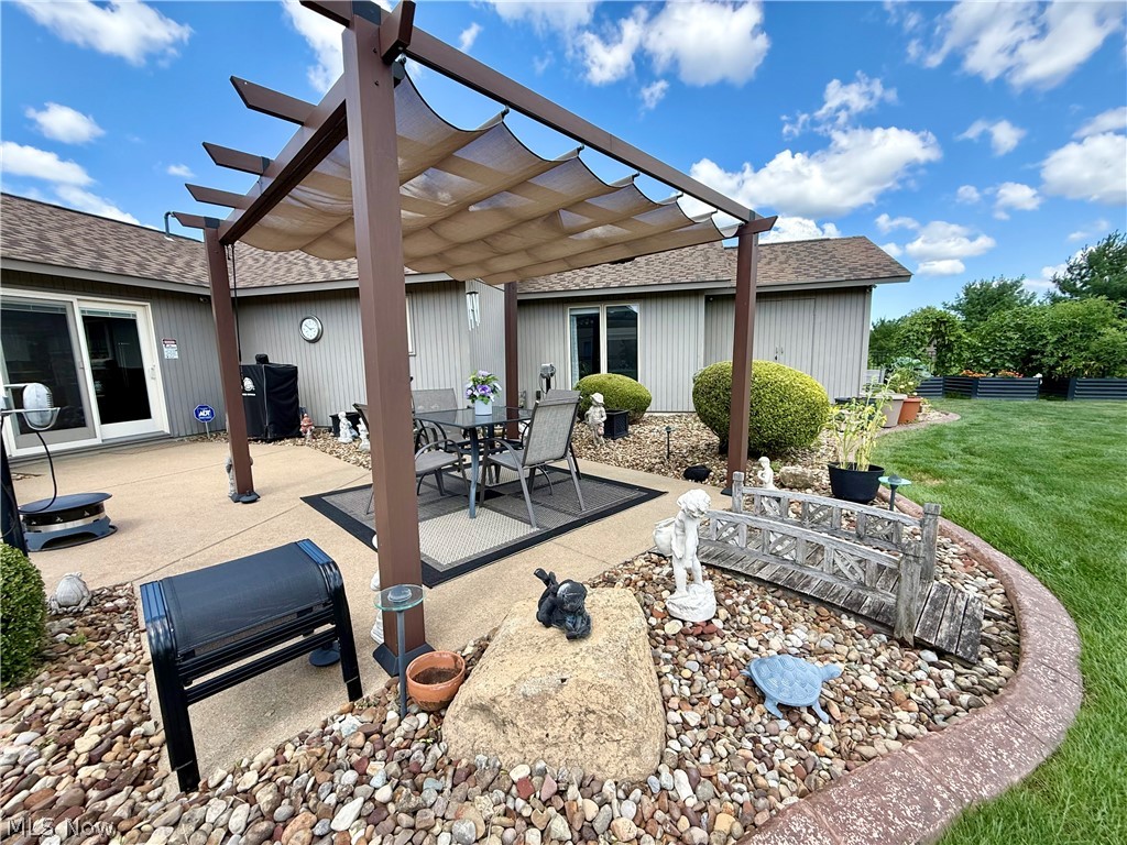 33065 Cobblestone Circle North Ridgeville OH 44039