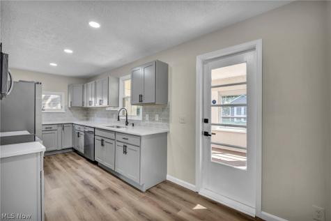 9019 Newkirk Drive Parma Heights OH 44130