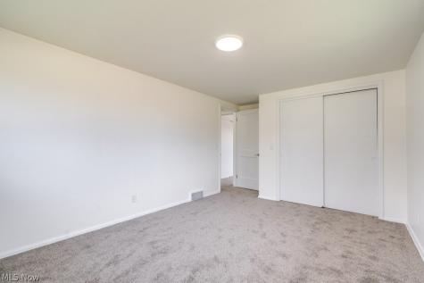 419 Briar Avenue NE North Canton OH 44720