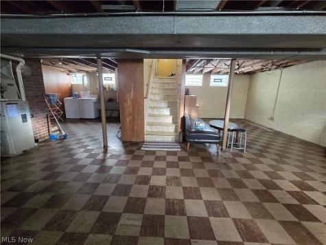 9515 Elsmere Drive Parma OH 44130