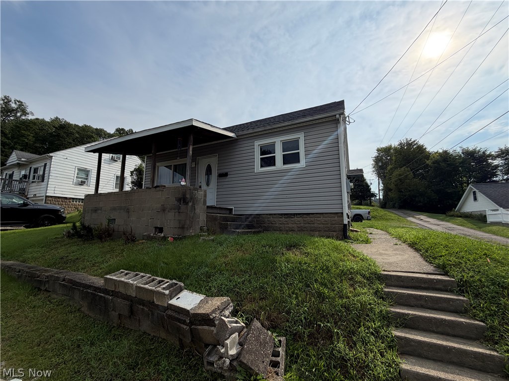 210 S 16th Street Coshocton OH 43812