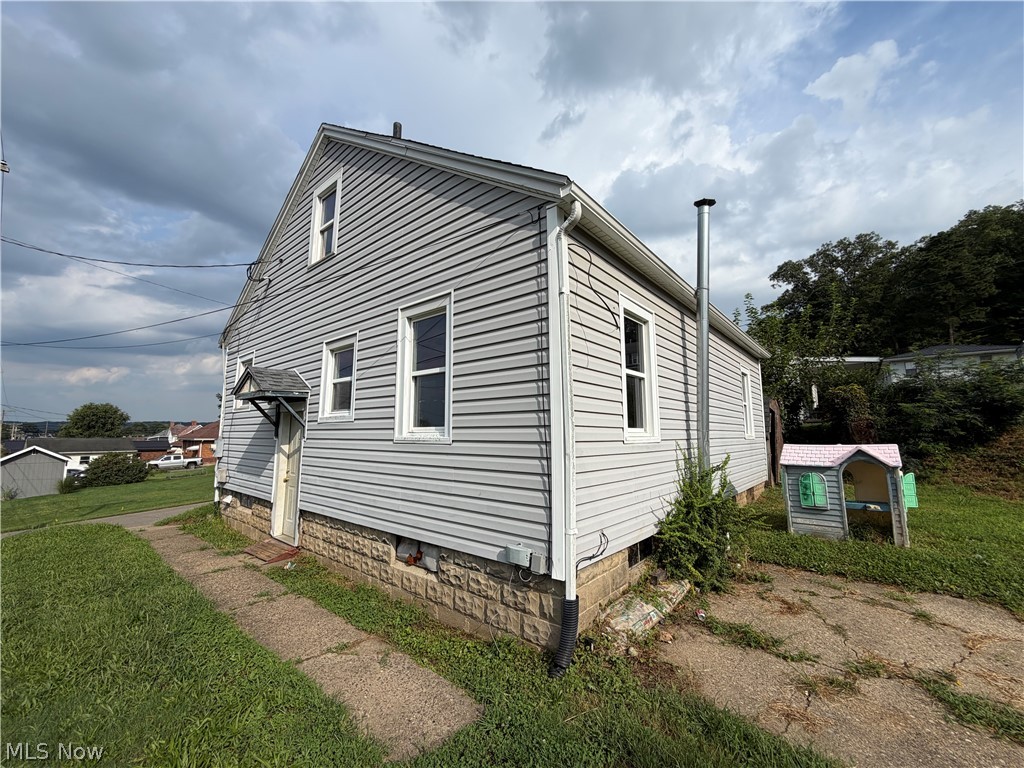 210 S 16th Street Coshocton OH 43812