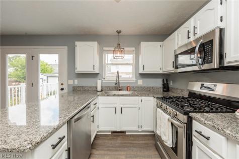 35268 Wood Street North Ridgeville OH 44039