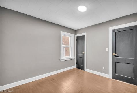 1982 Reyburn Road Cleveland OH 44112
