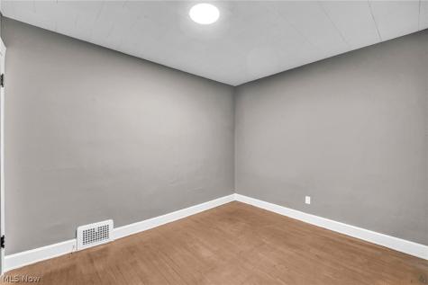 1982 Reyburn Road Cleveland OH 44112