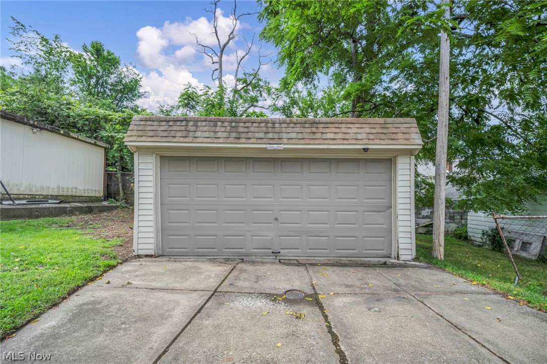 1982 Reyburn Road Cleveland OH 44112