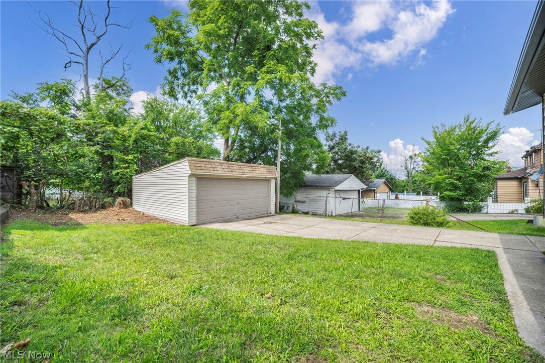 1982 Reyburn Road Cleveland OH 44112