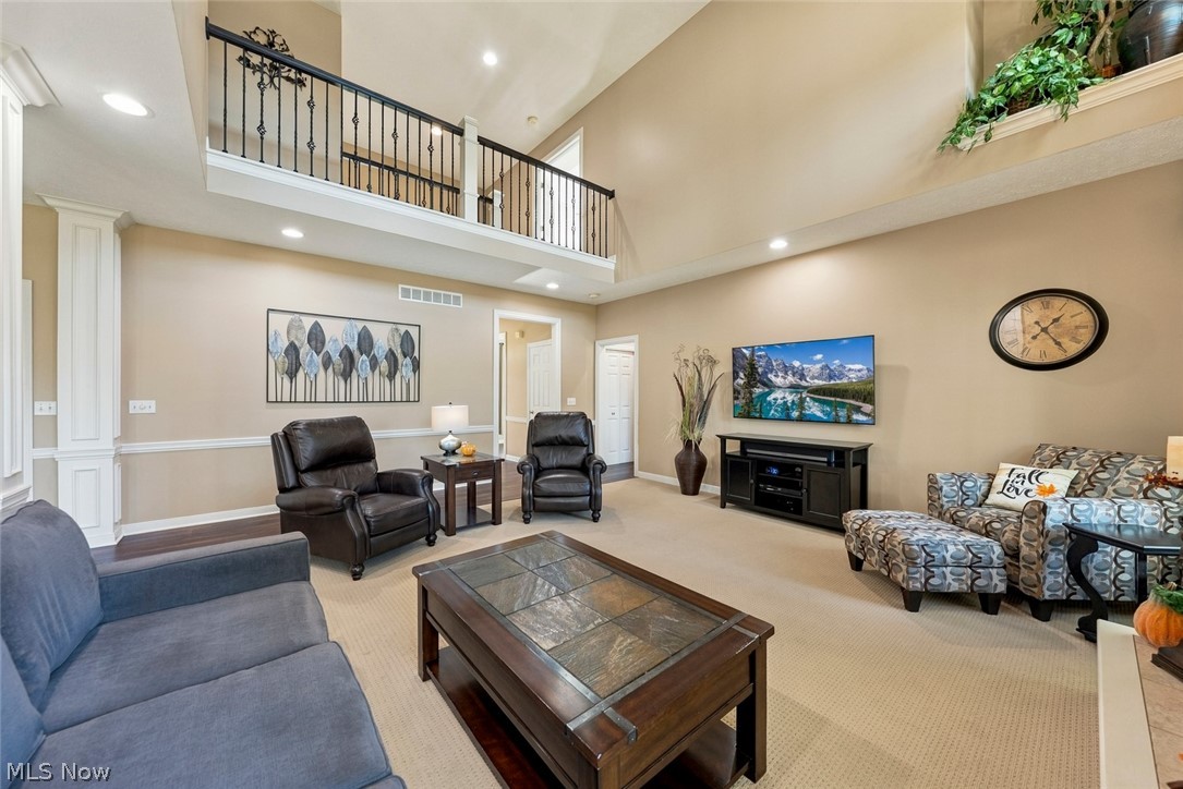 35982 Falcon Crest Avenue Avon OH 44011