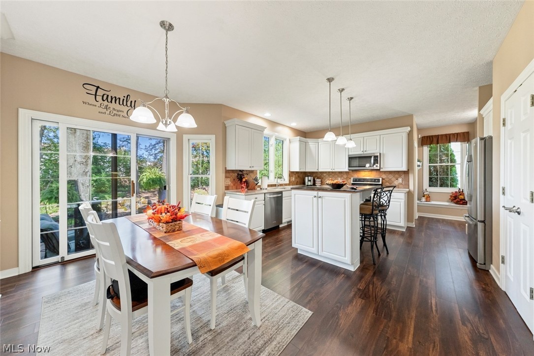 35982 Falcon Crest Avenue Avon OH 44011