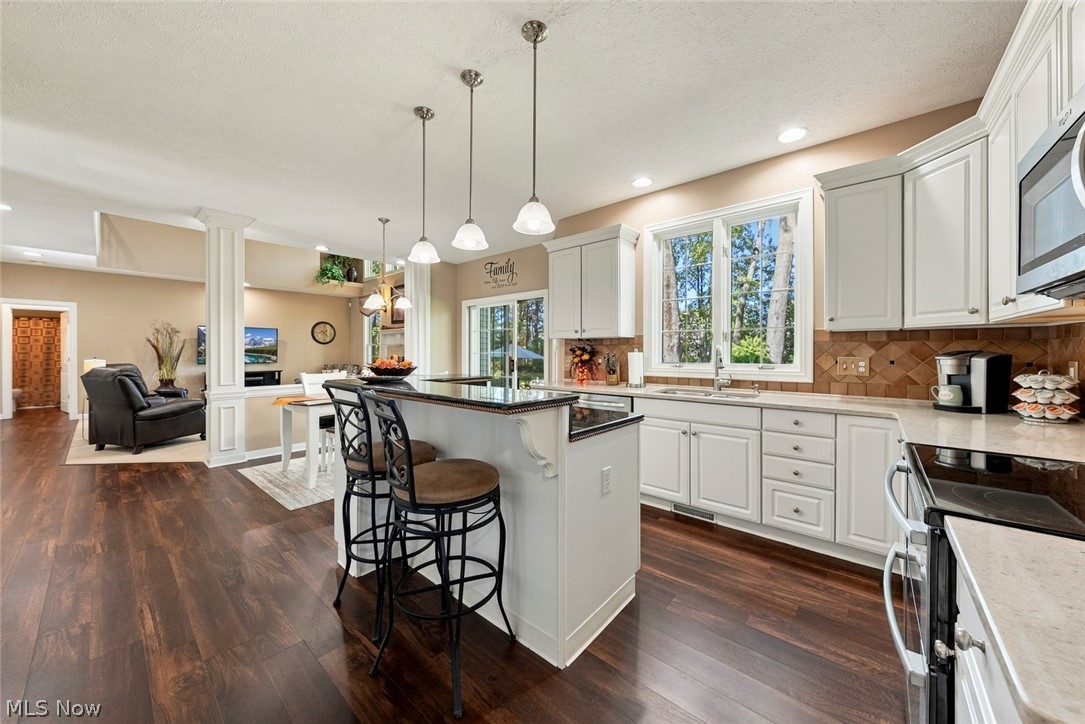 35982 Falcon Crest Avenue Avon OH 44011