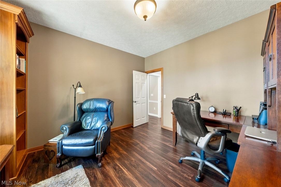 35982 Falcon Crest Avenue Avon OH 44011