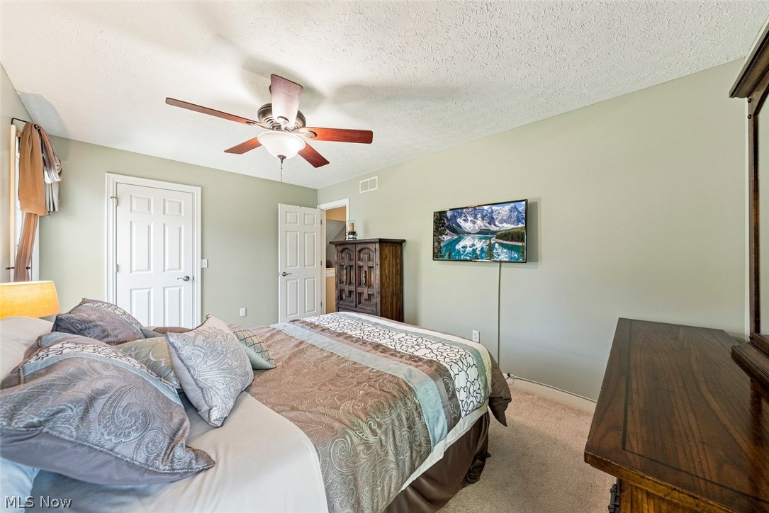 35982 Falcon Crest Avenue Avon OH 44011