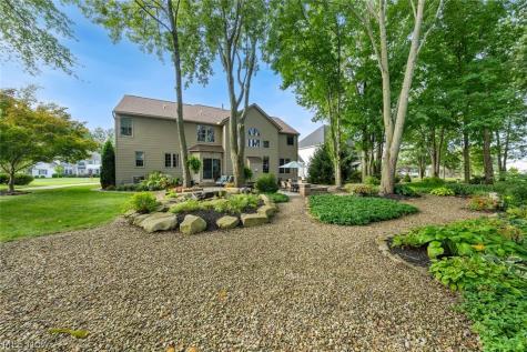 35982 Falcon Crest Avenue Avon OH 44011