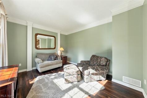 35982 Falcon Crest Avenue Avon OH 44011