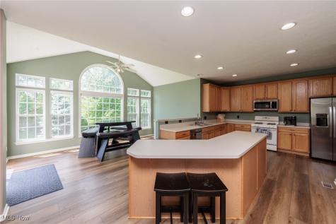 4928 Treeline Drive Brunswick OH 44212
