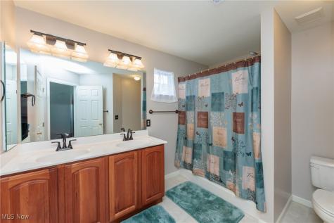 4928 Treeline Drive Brunswick OH 44212