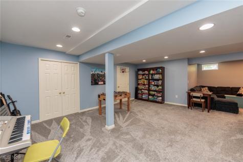 4928 Treeline Drive Brunswick OH 44212