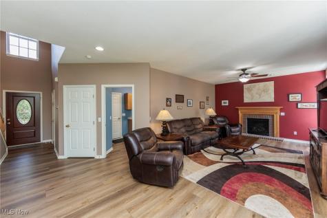 4928 Treeline Drive Brunswick OH 44212