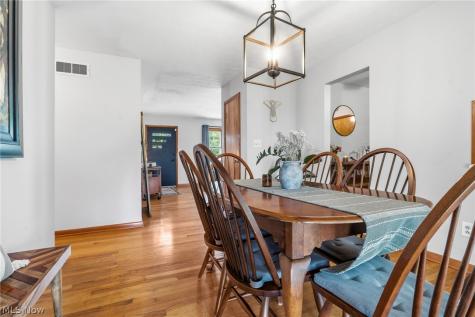 5543 Edwards Road Ravenna OH 44266