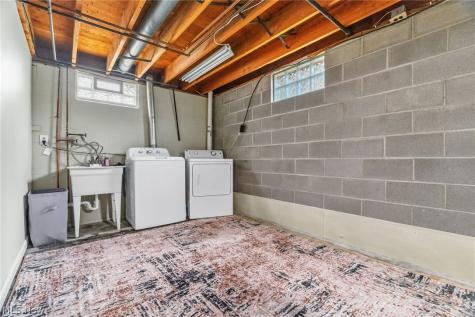 5543 Edwards Road Ravenna OH 44266