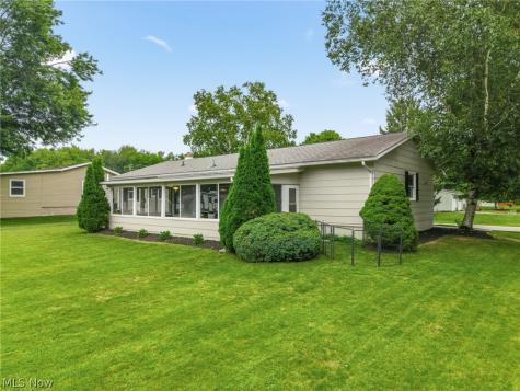 5543 Edwards Road Ravenna OH 44266