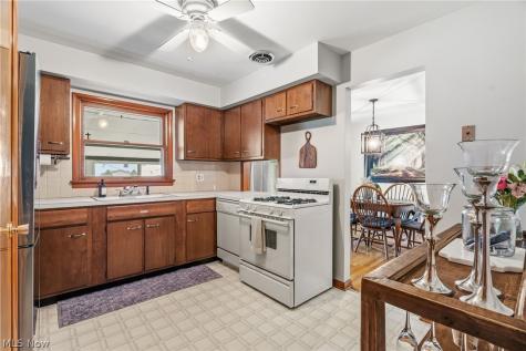 5543 Edwards Road Ravenna OH 44266