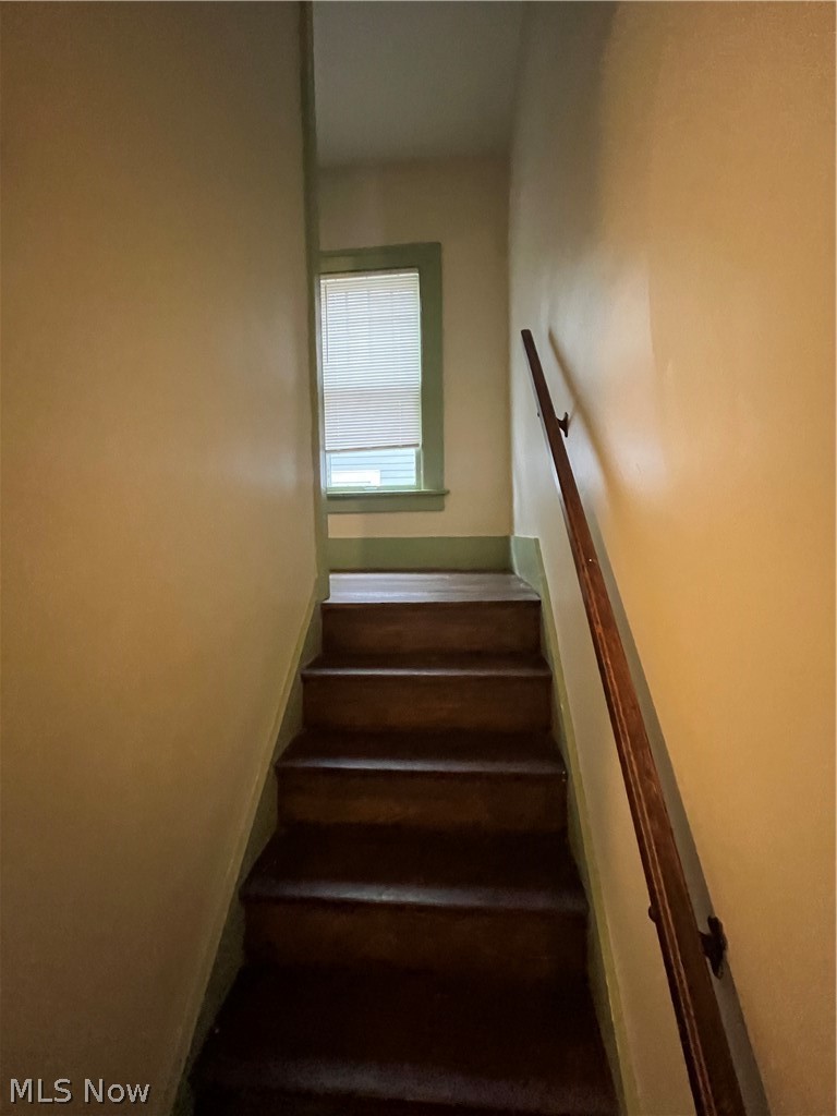128 Corson Avenue Akron OH 44302