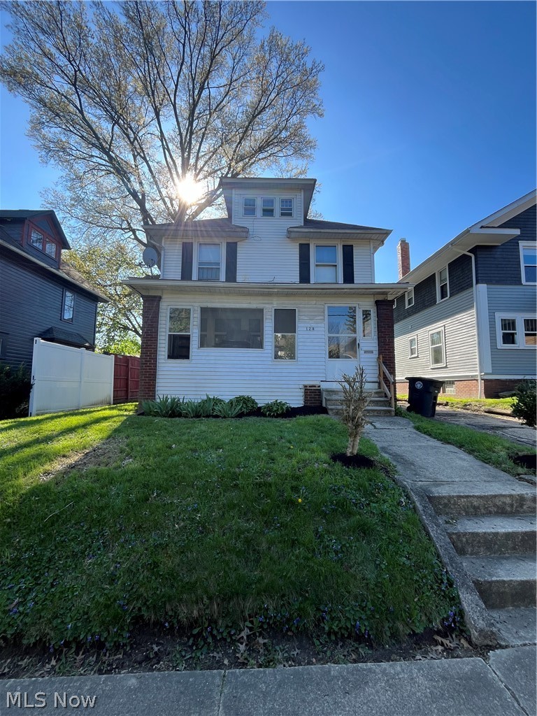 128 Corson Avenue Akron OH 44302