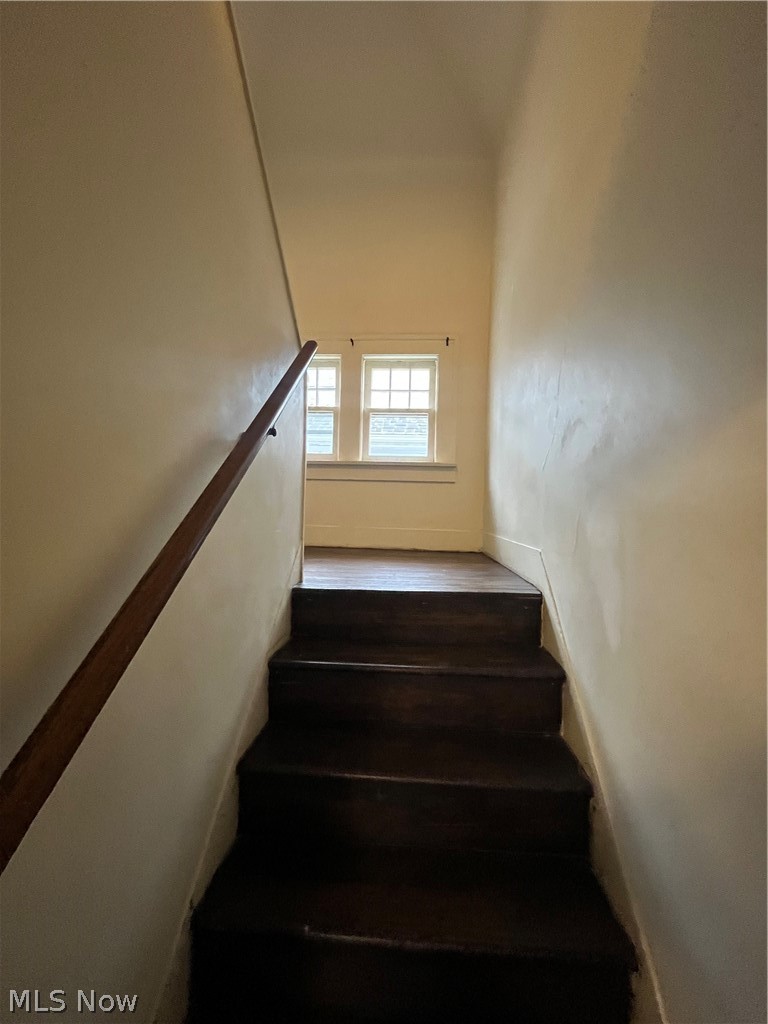 128 Corson Avenue Akron OH 44302