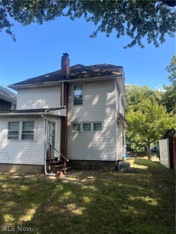 128 Corson Avenue Akron OH 44302