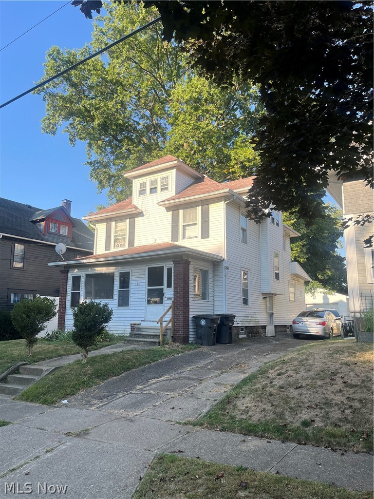 128 Corson Avenue Akron OH 44302