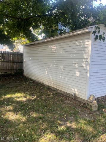 128 Corson Avenue Akron OH 44302