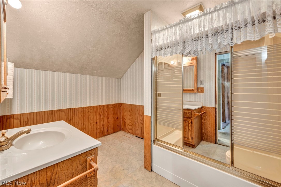 907 Duncan Street SW Massillon OH 44647