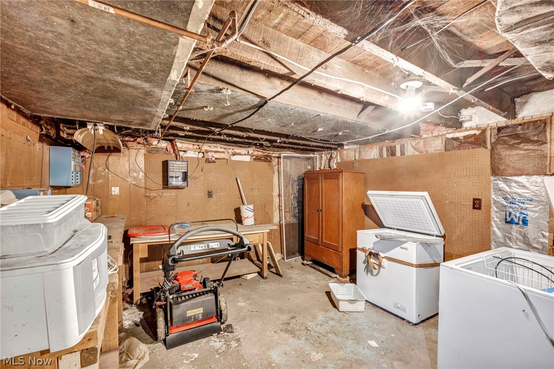 907 Duncan Street SW Massillon OH 44647